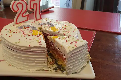 Eggfree Cake Box photo 4